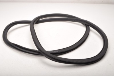 Mercedes eqb x243 прокладка двері a2476920000 правий задня фото №1