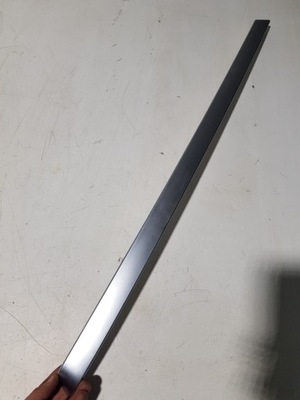 Mercedes c207 w207 молдинг dekor двері правий фото №1