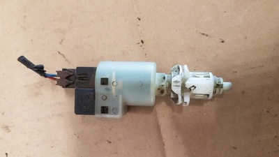 Датчик стоп педали тормоза fiat bravo фото №1