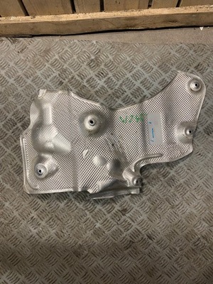 Захист теплова відсік двигуна mercedes w251 r-klasa a2516822071 фото №1