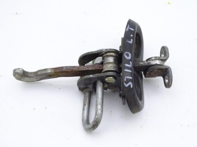 Fiat stilo 01-07 обмежувач двері лівий задня фото №1