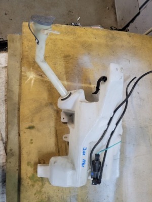 Qashqai j11 lift 17-20 бак омивача фото №1