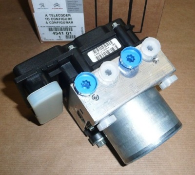 Насос гальмівна abs peugeot 307 06 bosch 8 фото №1