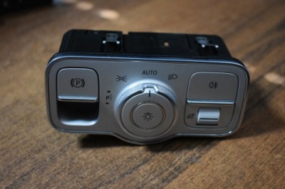 Вимикач світла mercedes w167 1 фото №1