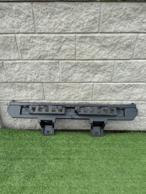 Напрямна бампера задня citroen c5 aircross 9826676480 фото №1