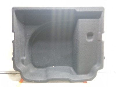 Volvo v60 ii обшивка пол багажника 31462618 2018- фото №1