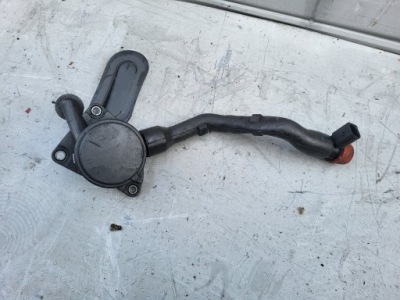 Mercedes e w211 cls w219 s w221 ml w164 r w251 3.0 cdi om642 вентиляция картера шланг фото №1