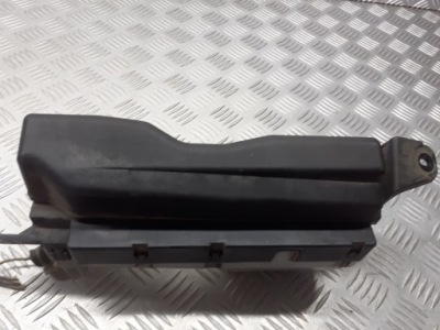 Коробка запобіжників toyota avensis t25 2.2 d-cat фото №1