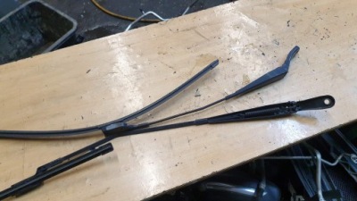 Peugeot 208 i рычаги дворник комплект europa фото №1