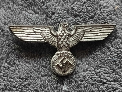 Odznaka z czapki orzeł NSDAP/SA Niemcy oryginał