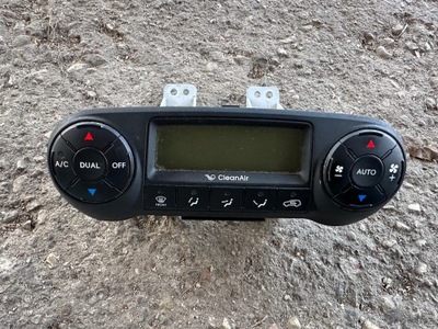 Панель кондиционера hyundai ix35 97250-2y700 фото №1
