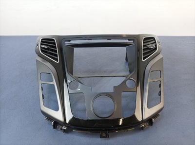 Hyundai i40 i lift рамка захист радіо panela кондиціонер фото №1