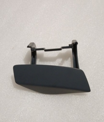 Mercedes cla w117 заглушка розпилювача правий перед a1178850822 фото №1