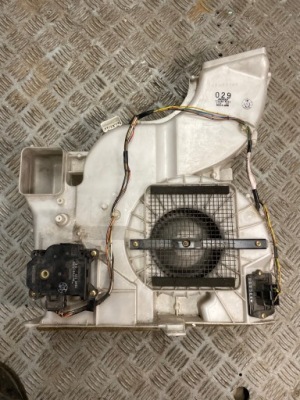 Pajero iii вентилятор обдув 116300-8163 фото №1