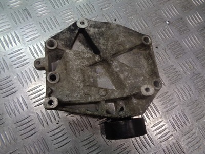 Кронштейн кронштейн генератора opel vectra c 1.9 cdti фото №1