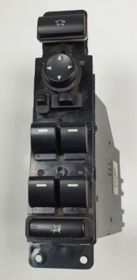 Панель вікон лівий перед range rover iii l322 euro фото №1