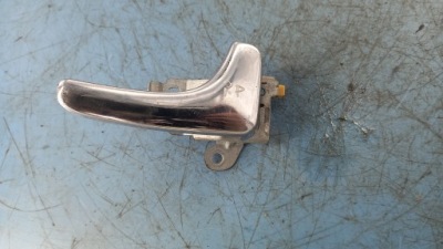 Ручка wew. права перед volvo v40 1.9d kombi фото №1