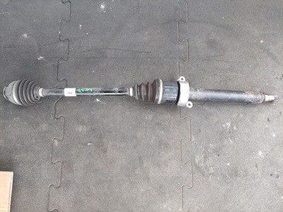 Привідний вал права задня bmw i8 i12 8611320 фото №1