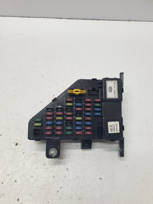 Коробка предохранителей kia sportage ii 91950-1f520 фото №1