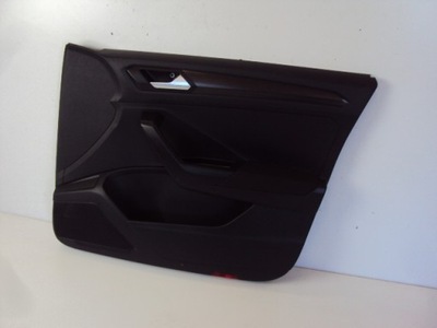 Обивка дверь правый перед vw t-roc фото №1