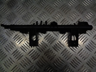 Молдинг упорскування renault modus 8200286064 фото №1