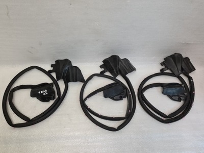 Tesla s прокладка двері перед фото №1