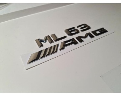 TRASERO MALETERO ML63 AMG EN COLOR SREBRNYM / CHROMOWANYM CON LITERA  