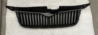 Skoda yeti 5l0853668 решётка радиатора... фото №1