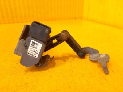 Volvo v60 ii датчик выравнивание задняя 32246632 фото №1