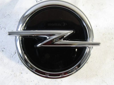 OPEL CORSA F EMBLEMA AGARRADERO DE TAPA  