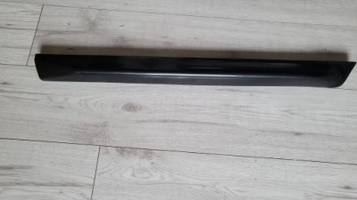 Audi a6 c5 rs6 s6 молдинг нижня двері лівий задня фото №1