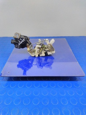 Mitsubishi galant viii замок дверь задняя правый фото №1