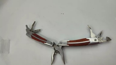 MULTITOOL NARZĘDZIE WIELOFUNKCYJNE