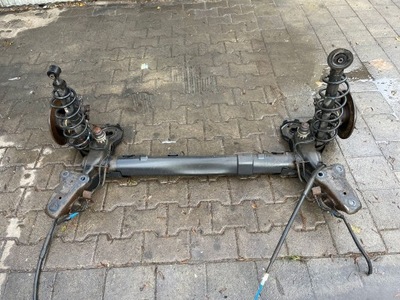 Балка підвіска задня задня peugeot 2008 i гальмівні диски фото №1