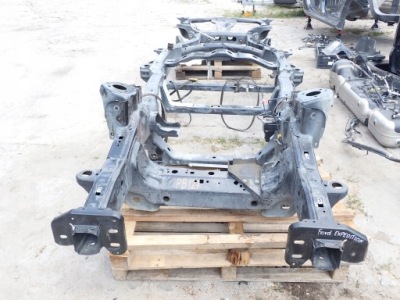 Рама опорный lincoln navigator ford expedition 4x2 2020- фото №1