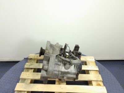 Audi a2 1.6 fsi bad 110 km коробка передач передач механічна коробка передач 5b gcd фото №1