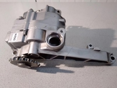 Насос масла масляная mercedes mercedes sprinter ml gl x164 w164 w212 3.0 cdi фото №1