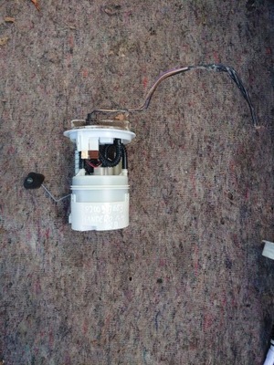 Помпа пального dacia sandero 1 1.4 wskazinik фото №1