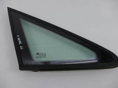 Opel zafira a скло трикутник правий перед 2001r фото №1