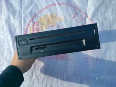 Мультимедиа считыватель блок vw atlas 3q0035844b фото №1