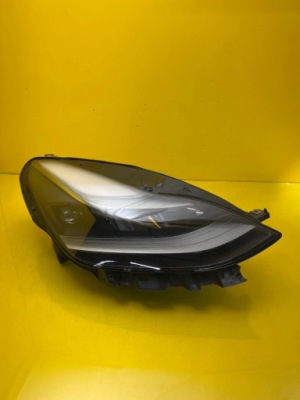 Лампа права tesla y рестайлінг  full led 1514953-00-c фото №1