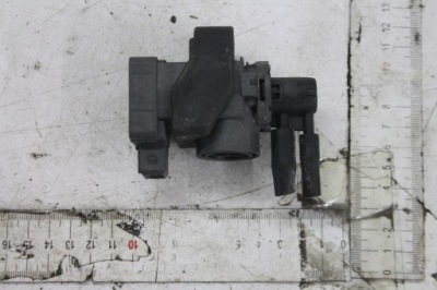 Клапан вакууму 149567097r qashqai j10 1.5 dci фото №1