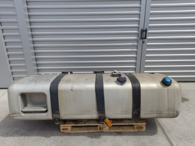 Бак пального 660 l mercedes actros mp4 фото №1