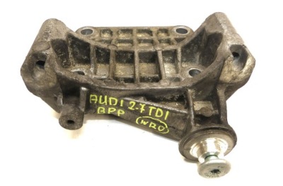 Audi a6 c6 a4 b7 2.7 tdi bpp кронштейн генератора фото №1