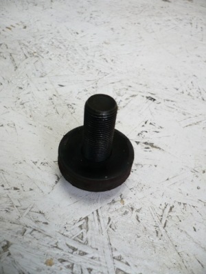 W124 болт вала колінчастого mercedes 3.0td фото №1