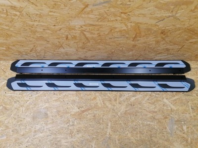 Поріг підніжка правий лівий toyota corolla cross 2022- фото №1