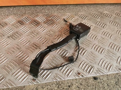 Кліпса поперечина безпеки vw оригінальний номер 3c0857755 фото №1