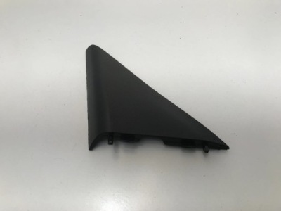 Opel mokka-e b ii 2022 заглушка трикутник двері перед лівий 9835152480 фото №1