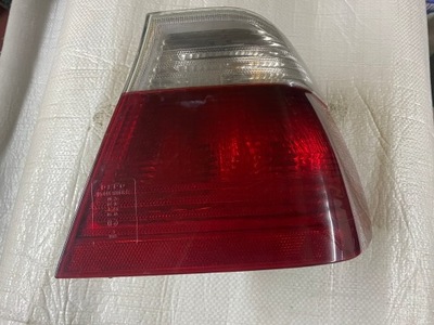 BMW E46 BERLINA FARO PARTE TRASERA DERECHA 8383822  