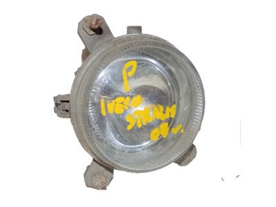 Iveco stralis 430km 05r противотуманная фара правый фото №1